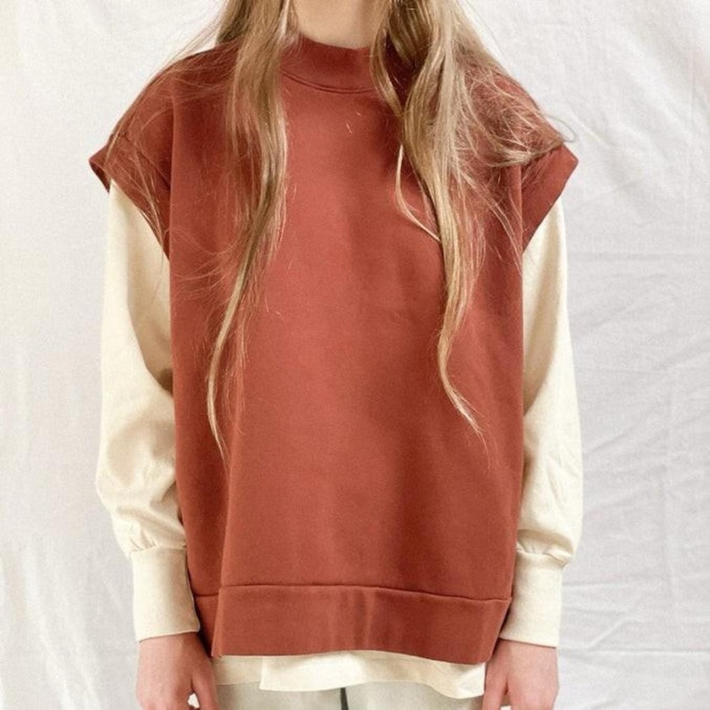 ARQ Deon Vest in Russet
